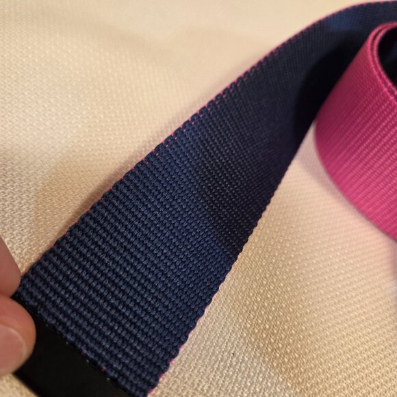 Reversible Adidas belt - Picture 5 of 9